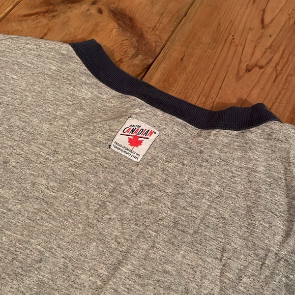 Vintage Toronto Maple Leafs shirt - XL - Picture 5 of 5
